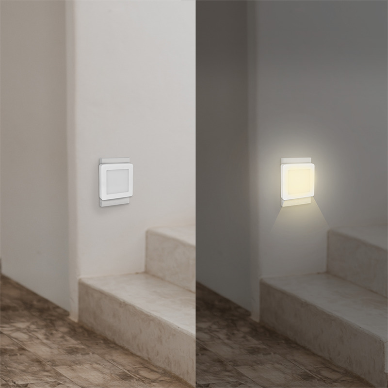 LED natlampe m. skumringssensor, 2700K, firkantet