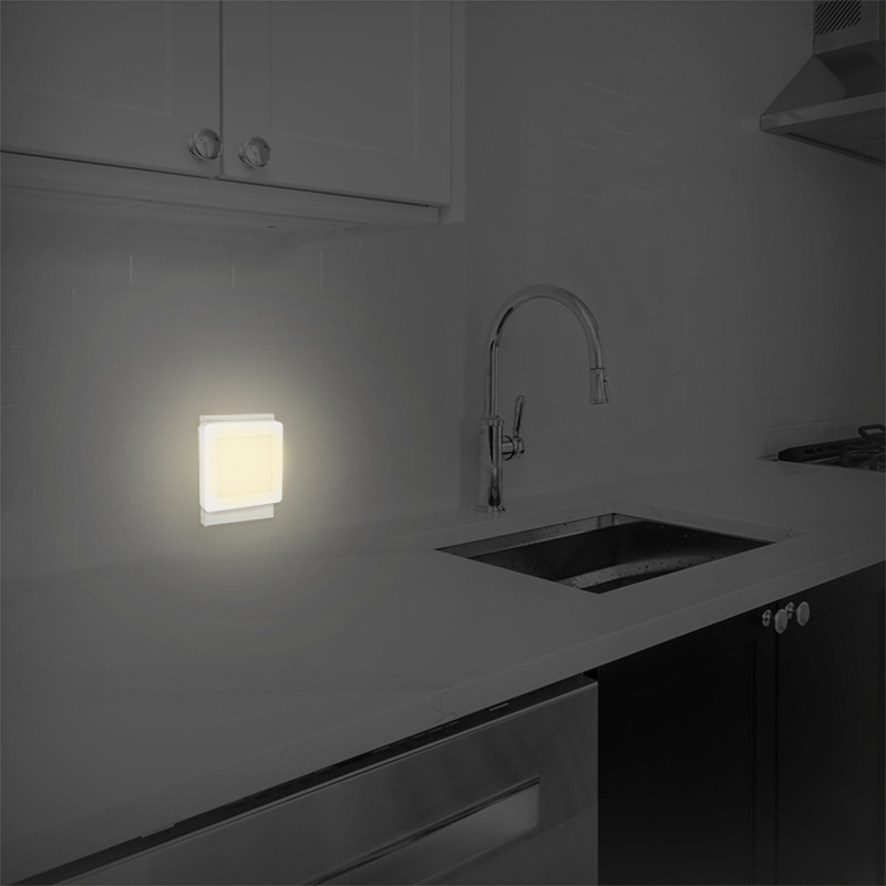 LED natlampe m. skumringssensor, 2700K, firkantet