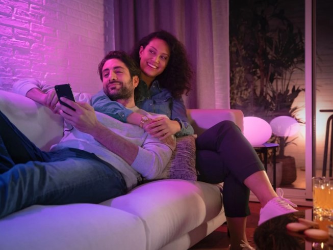 Hue White and Color Ambiance GU10 pære - 4,2W, BT (2-pak)