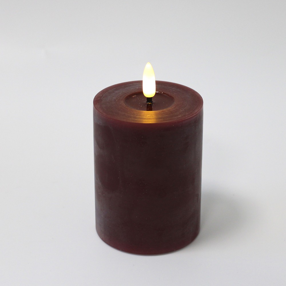 LED Bloklys 10cm høj med smelte-look og flammeeffekt - Ø7,5cm, fjernbetjening, ægte stearin, bordeauxrød