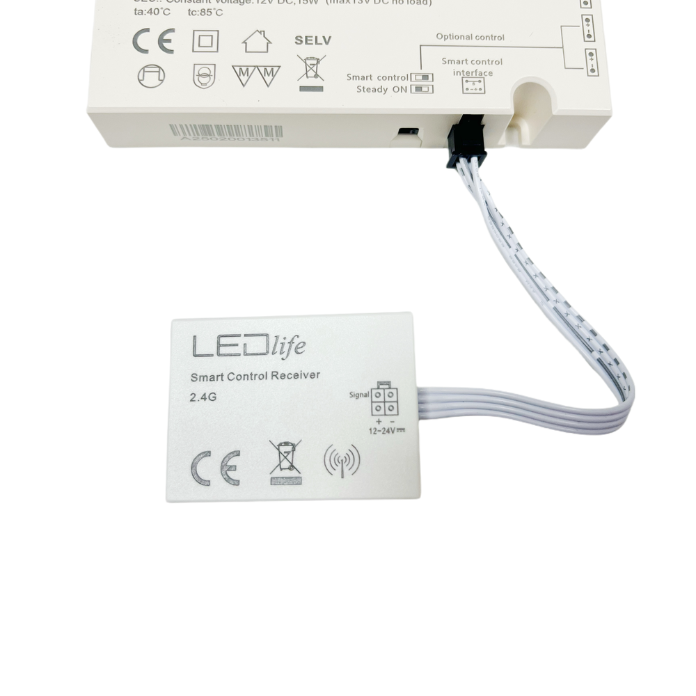LEDlife møbelspot dæmpbar strømforsyning 30W inkl. fjernbetjening til Sono og Reco møbelspot - RF, max. 5 spot.