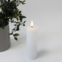 LED Bloklys med flammeeffekt, hvid, 15cm, fjernbetjening og timer - Ægte stearin, Ø5cm