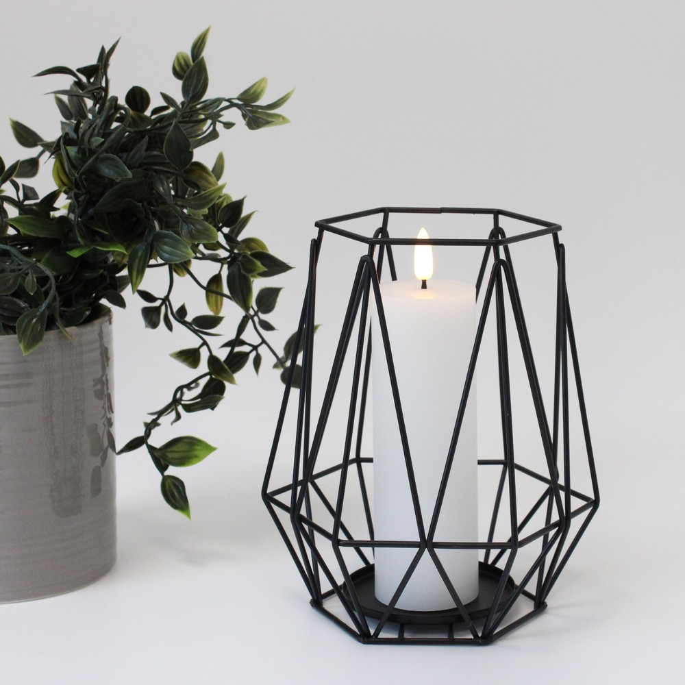 LED Bloklys med flammeeffekt, hvid, 15cm, fjernbetjening og timer - Ægte stearin, Ø5cm