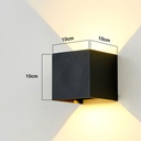 LEDlife CUBIC 6W Dæmpbar Sort Væglampe op/ned Justerbar IP65 inkl. Lyskilde - Inde/Ude Anvendelse