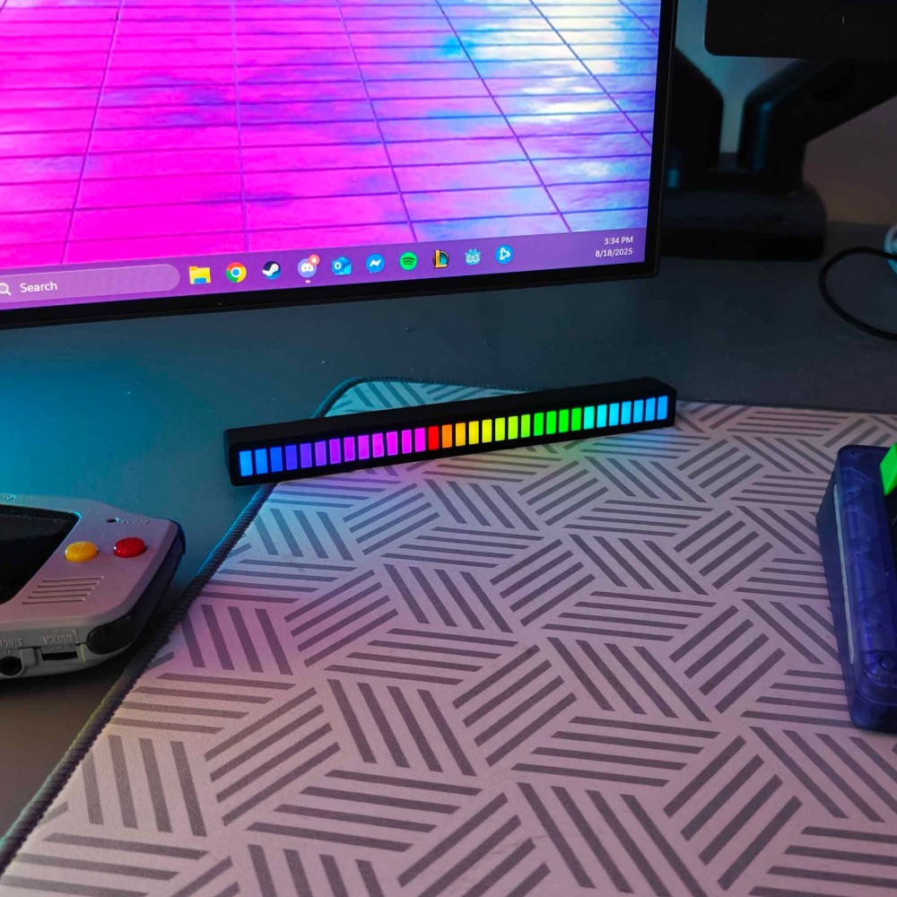 RGBIC musiksynkroniseringsbordlampe - 18cm, indbygget batteri, Bluetooth, 3W effekt, 5V USB input