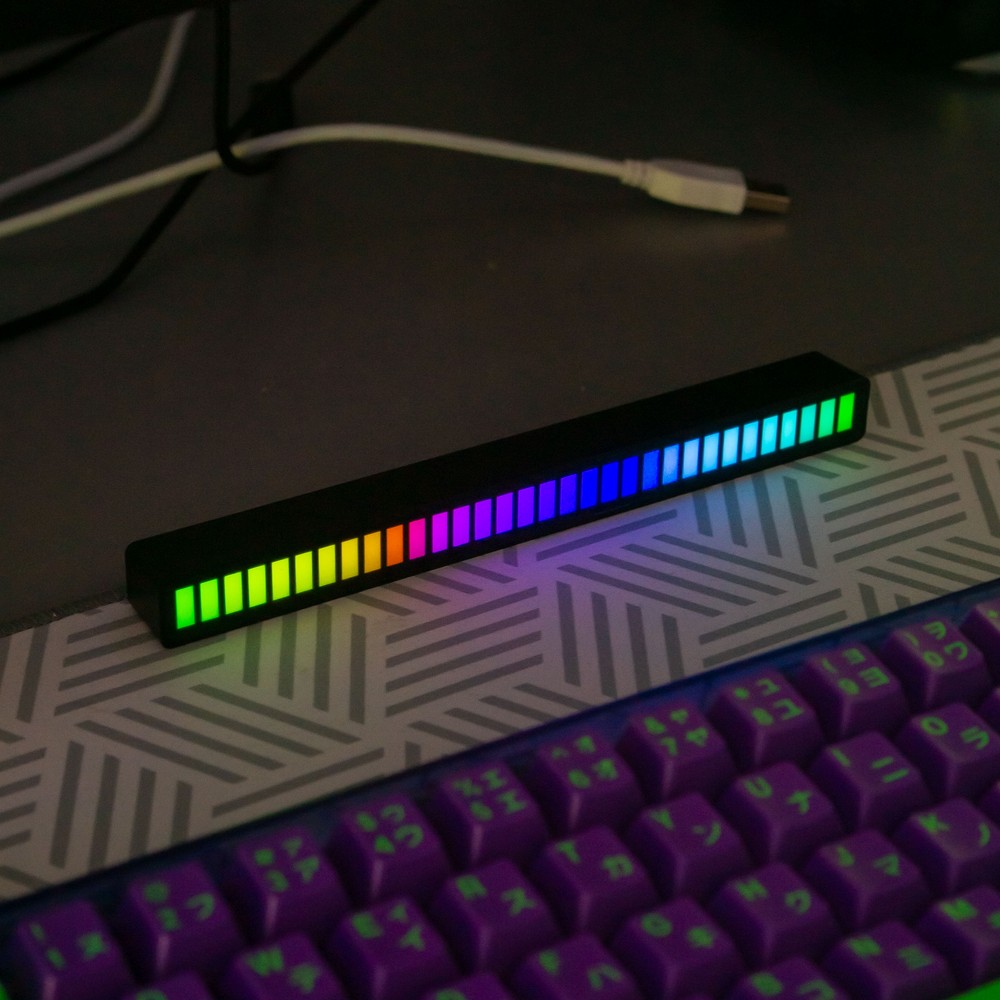 RGBIC musiksynkroniseringsbordlampe - 18cm, indbygget batteri, Bluetooth, 3W effekt, 5V USB input