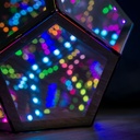 Infinity spejl lys - RGBW, 9W, USB tilslutning, inkl. fjernbetjening og 600lm.