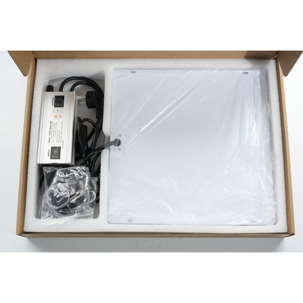 Quantum Vækstlampe 180W - Fuldt spektrum, IP65, RA90, 26000lm, Inkl. ophæng - Uden blæser
