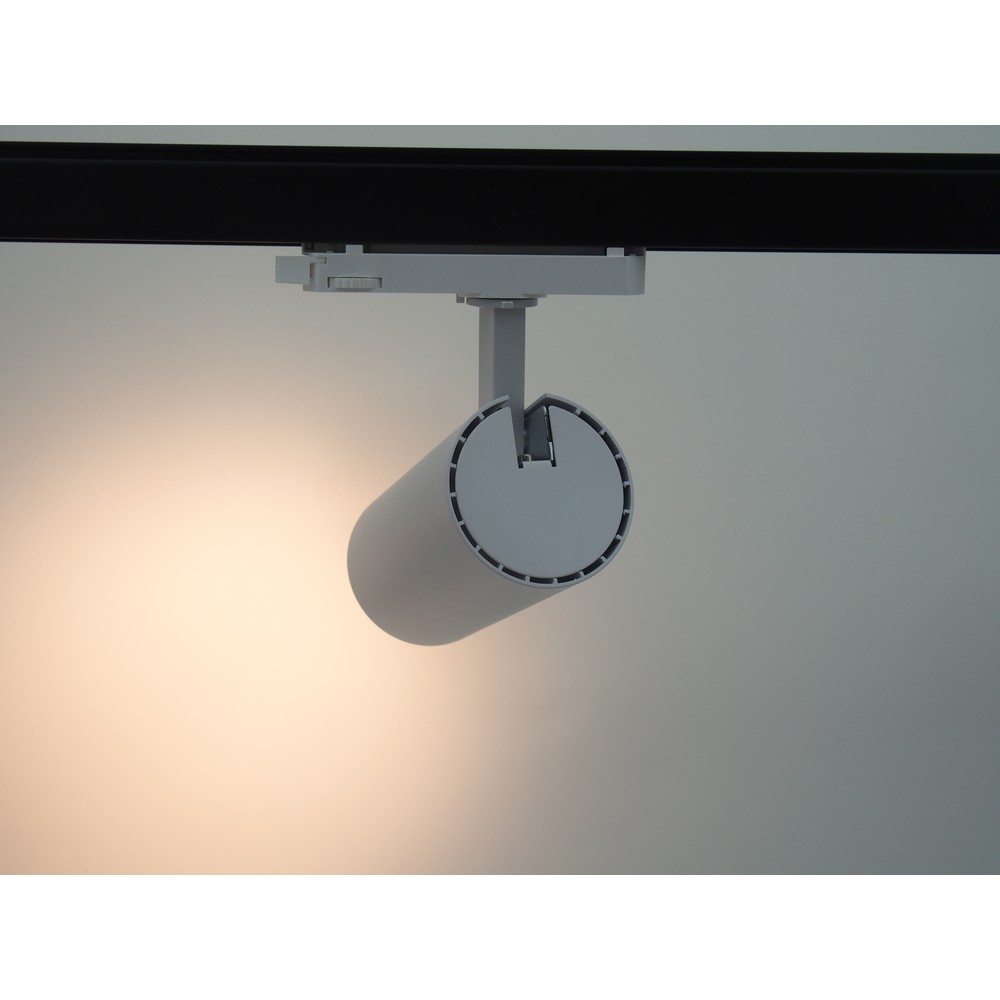 LEDlife 20W Hvid Skinnespot med RA 97 og 2400lm, 3-faset skinne montering, 38 graders spredning - Energibesparende og stilfuldt lys til dit hjem eller kontor.