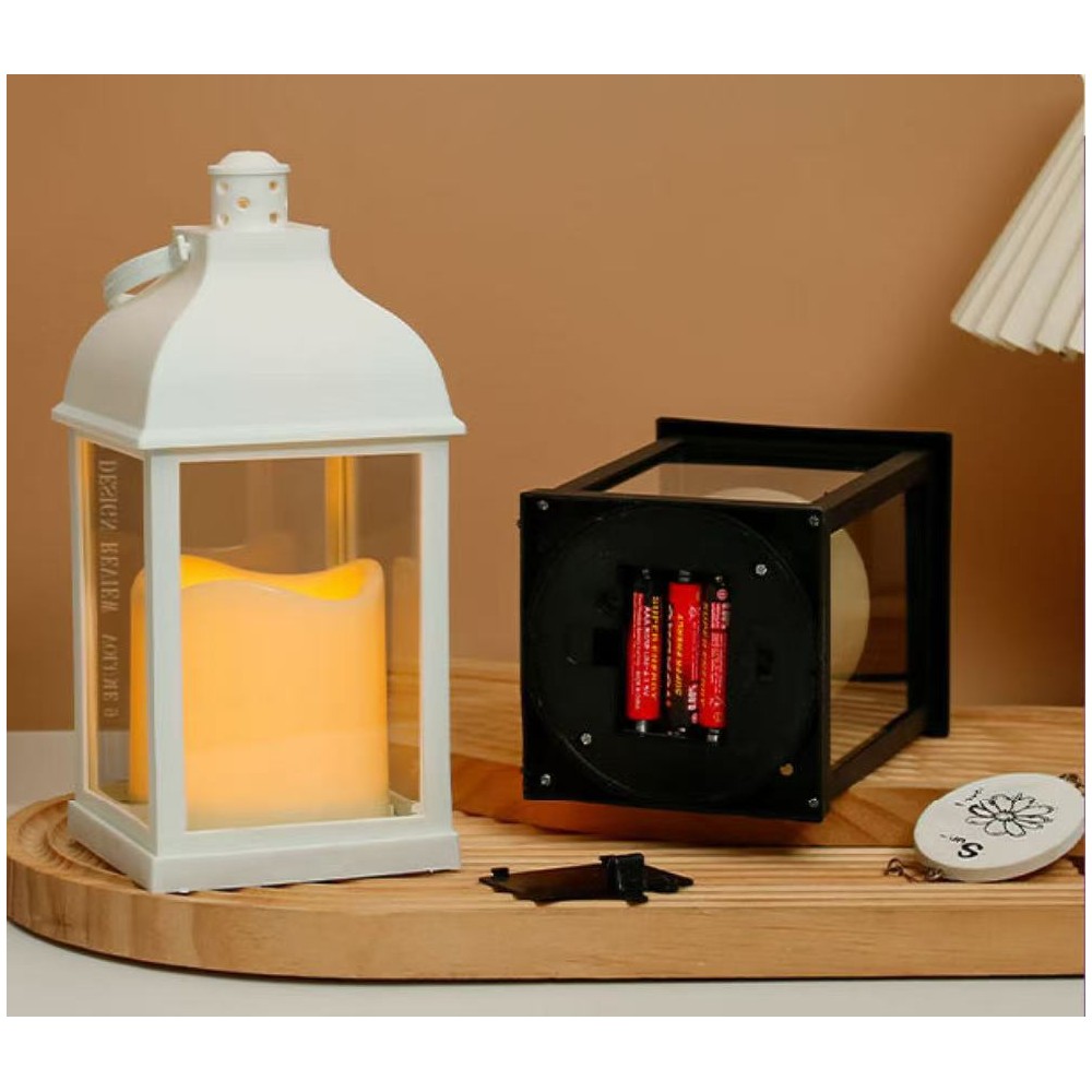 LED lanterne - Hvid firkantet lanterne med batteridrift, egnet til både indendørs og udendørs brug. 1W effekt, 100lm lysstyrke, RA80, IP54 klassificeret.