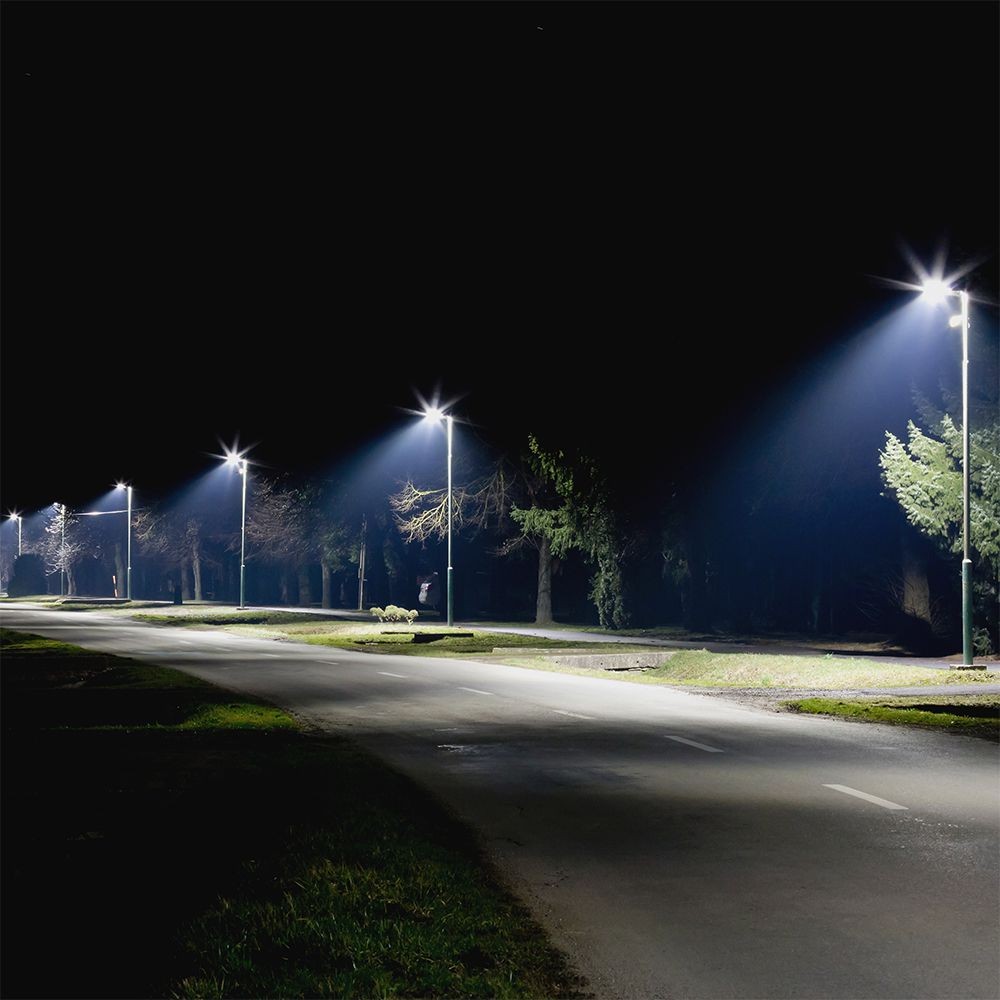 30W LED vejlygte med Samsung chip, 4000K, grå hus, 3000lm, RA80, IP65, 5 års garanti