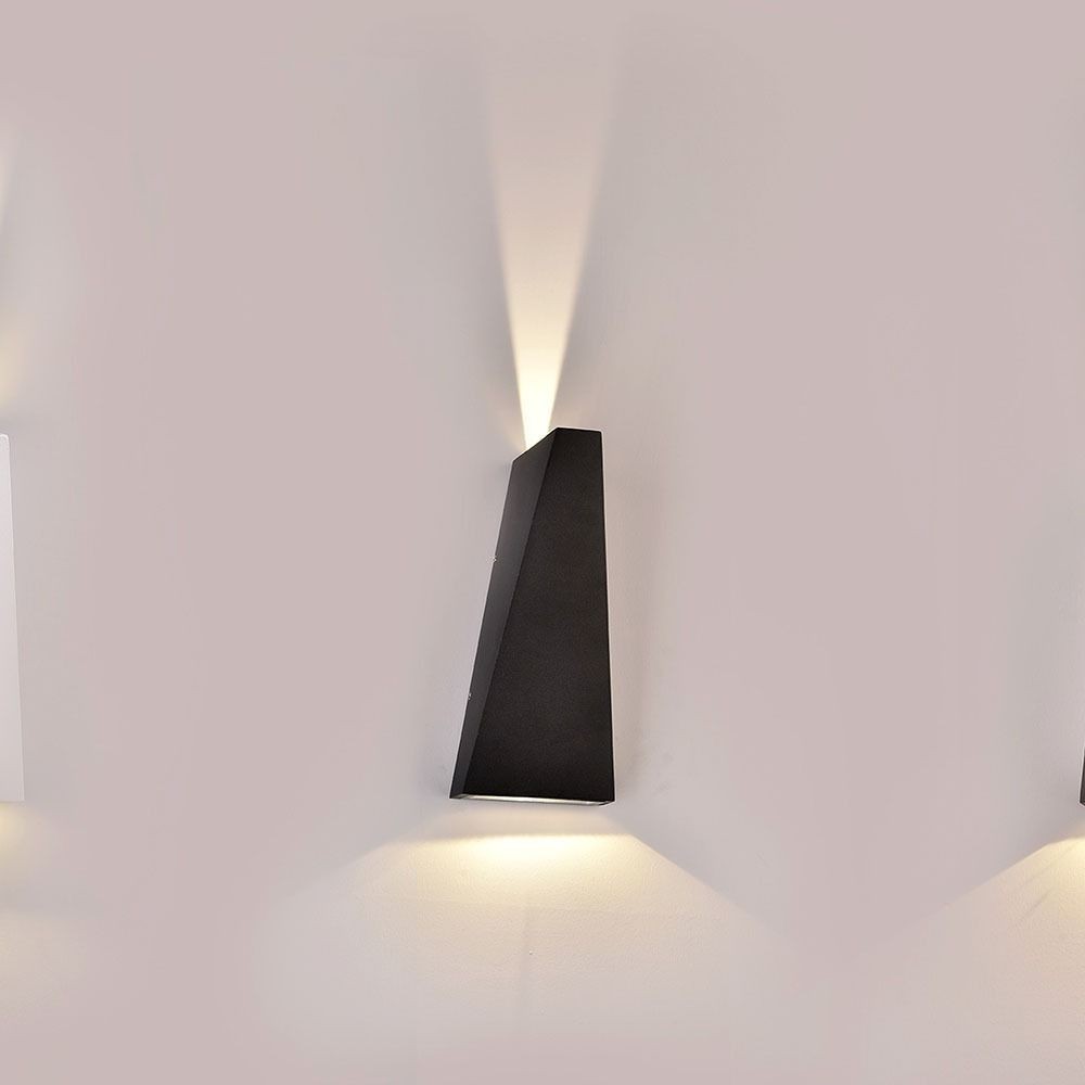 V-Tac 6W LED Udendørs Væglampe - IP65, 230V, inkl. Lyskilde (Erstatter 50W, 660lm, RA 80)