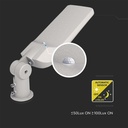 50W LED Vejlys med Fotocellesensor og Samsung Chip - Inkluderer Adapter - Lysfarve 6500K - Lysstyrke på 100lm/W