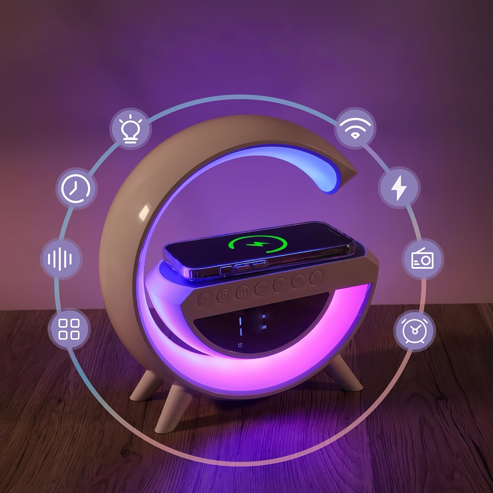 G-formet RGBIC lampe med trådløs oplader i hvid finish og Bluetooth-teknologi - 24x23cm - 3W effekt - 5V USB input