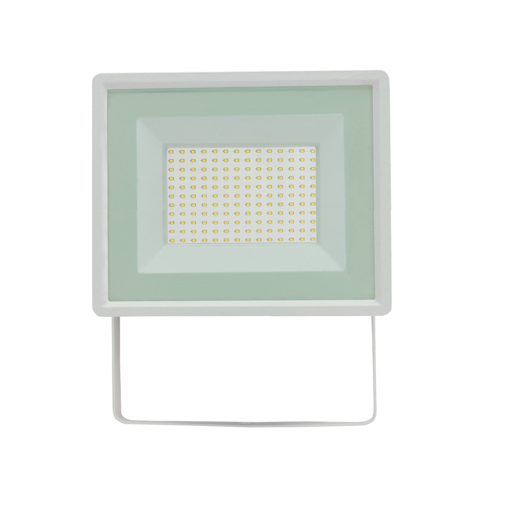 NOCTIS LUX 3 PROJEKTØR 100W 230V IP65 270x210x27mm HVID - Kraftfuld og vandtæt LED projektor med 100W effekt og 9400lm lysstyrke. Ideel til udendørs brug med IP65-klassificering. RA70 for naturlig farvegengivelse. Let og kompakt design i hvid finish.