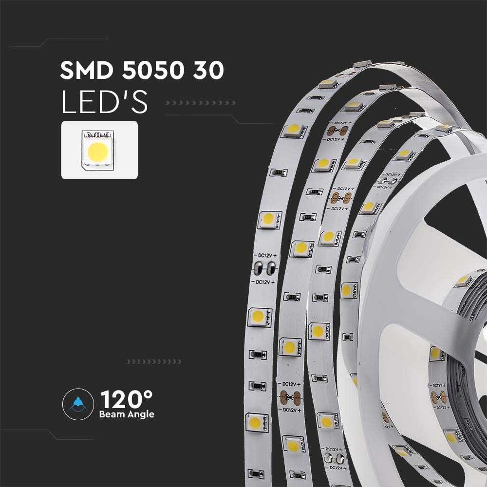 30 stk. LED-stribelys med en effekt på 4.8W, varm hvidt lys (3000K) og beskyttelsesklasse IP20