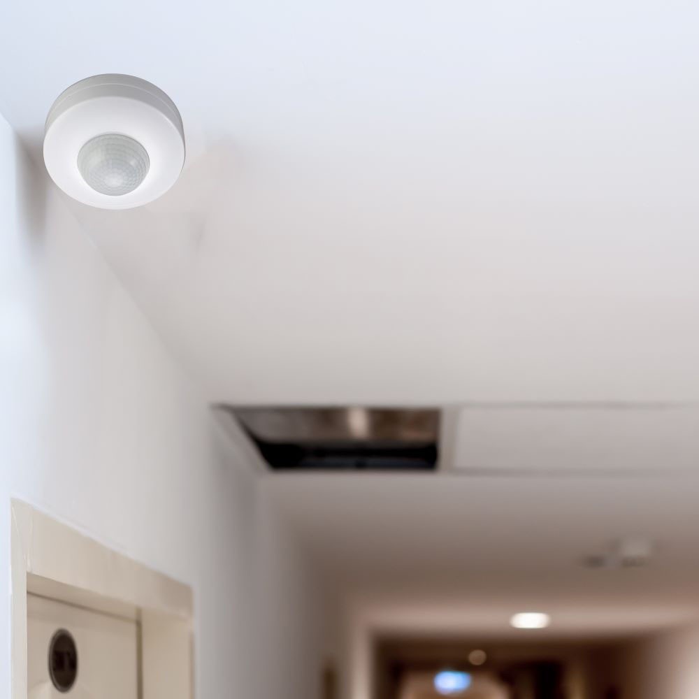Hvid Infrarød Bevægelsessensor med Manuel Tilsidesættelse - Maks. 300W LED