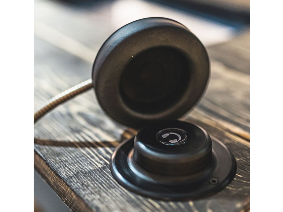 Single Cup Headphones – Autoplay. m. teardrop mont.plade