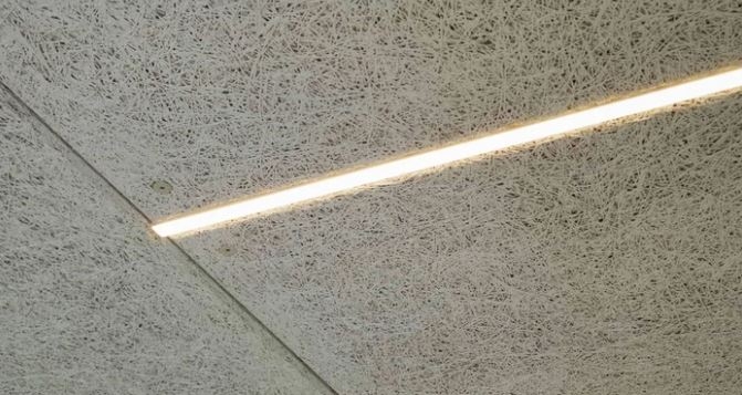 LED lysskinne 35W 120 cm 4000K til Troldtekt og akustikloft, 24V