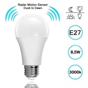 DIOLUX 8,5W mat 830 E27 806lm 160° m/ natsensor