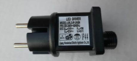 Transformer f/cluster lyskæde 9W IP44 (max 35M)