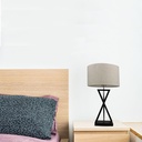 V-Tac Moderne Designer Bordlampe - Hvid/Sort, 1,5m Ledning, E27 Fatning, Uden Lyskilde (Max. 60W)