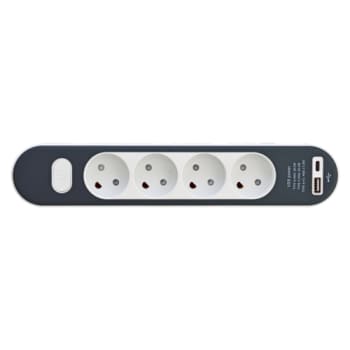 4-Stikdåse uden jord og med USB A+C, 1,4m ledning