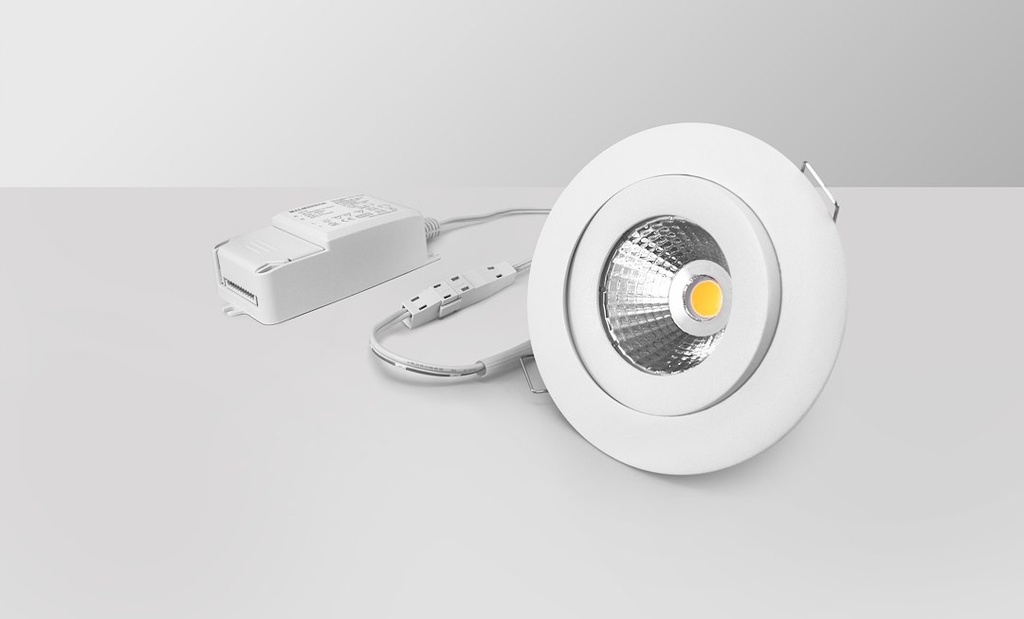 MD-360 NXT 2700K IP44 230V