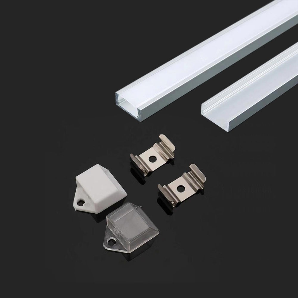 Monteringssæt med diffuser til LED stribe overflade - 2000x15,55x5,9mm, sølv