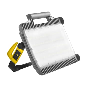 Magnum Future LED-lampe med 2 stikudtag, 4300 lumen, 32 W