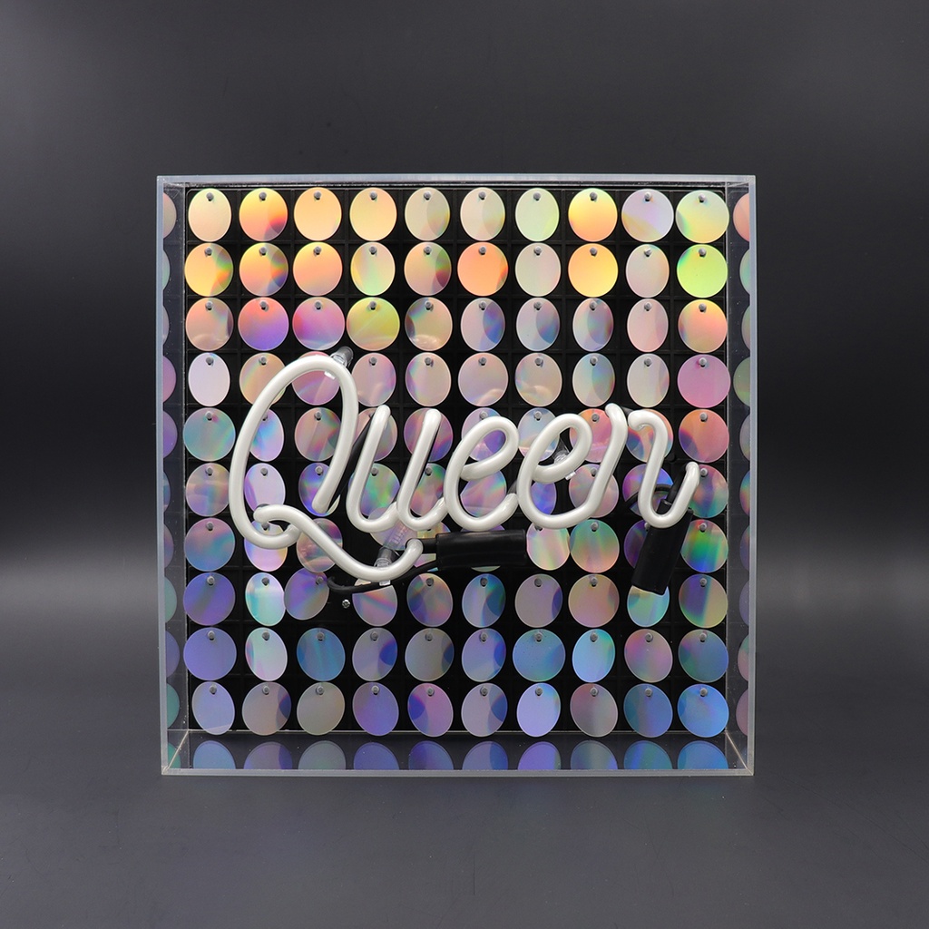Locomocean acrylic box neon - Queen