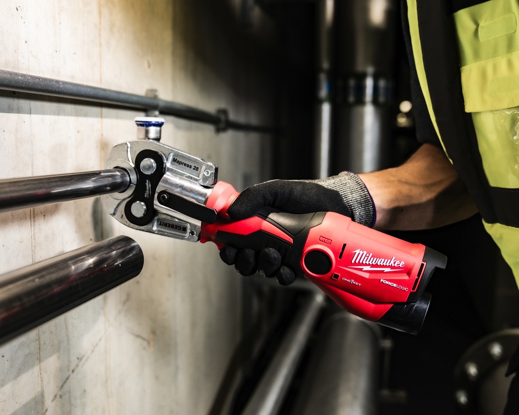 Milwaukee M12 pressværktøj ONEHPT-202C, 2 x 12 V/2,0 Ah