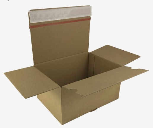 Postæske auto-bund+selvklæb 165x135x75 mm