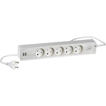 LK stikdåse 5R uden jord 1,5m afbryder glimampe 2usb hvid+aluminium
