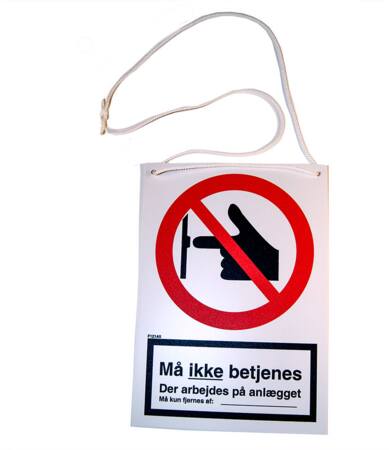 SKILT A6 148X105MM MÅ IKKE BETJENES