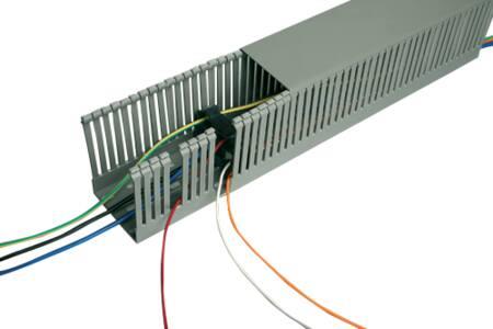 LEDNINGSKANAL 60X40  4MM E54