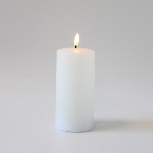 [22710-0] LED Bloklys med smelte-look og flammeeffekt, inkl. fjernbetjening og timer, 15 cm høj, Ø7,5 cm, ægte stearin