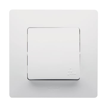 [8717266090] Niloe trykkontakt 6A IP44 HVID