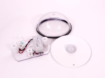 [5743147649] Skot Retro Kit W/Clear Gls 3K Alu