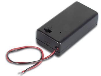 [H10399] Batteriholder til 1x9V E-blok batteri, Lukket hus m. kontakt