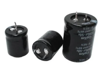 [H38267] 820uF / 250V lodret elektrolyt, snap-in (105°C)